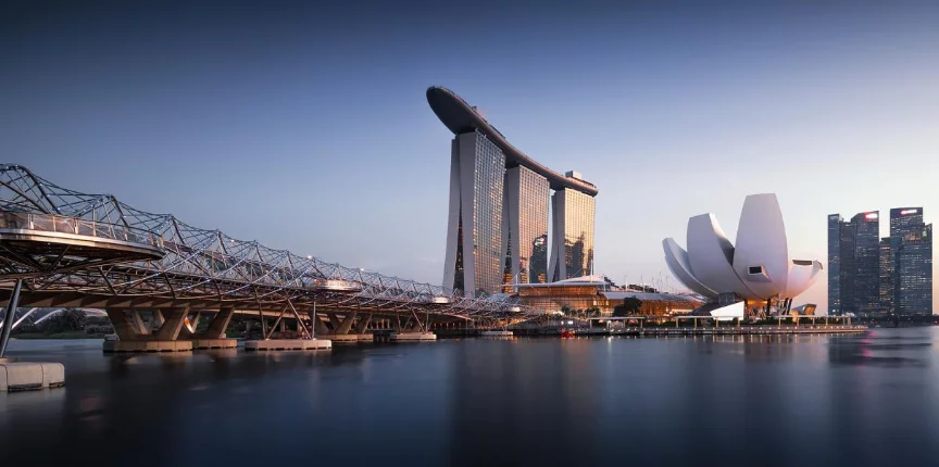 新加坡移民公司哪家靠谱？专业团队 + 本地资源让移民更稳妥！