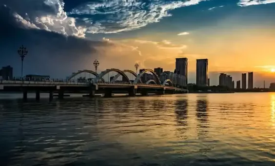 移民新加坡需要满足哪些核心基础条件？