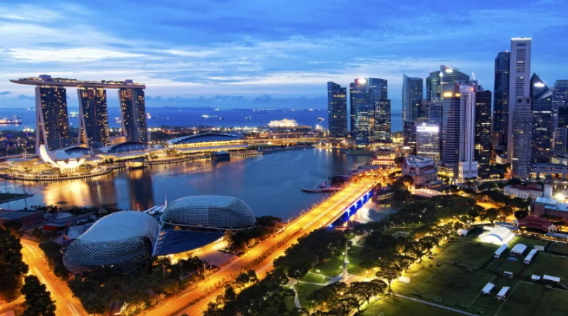 拿到新加坡 EP/PR 后，配偶、子女、父母可以一起申请随行身份吗？