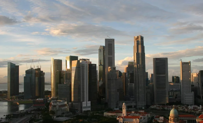 我没有高学历，能移民新加坡吗？有哪些可行的路径？