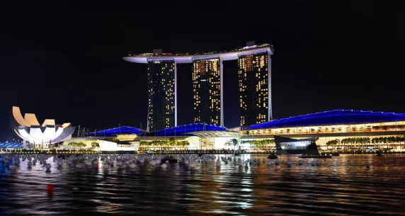 新加坡 EP 转 PR 的获批率高吗？哪些关键因素会影响审批结果？